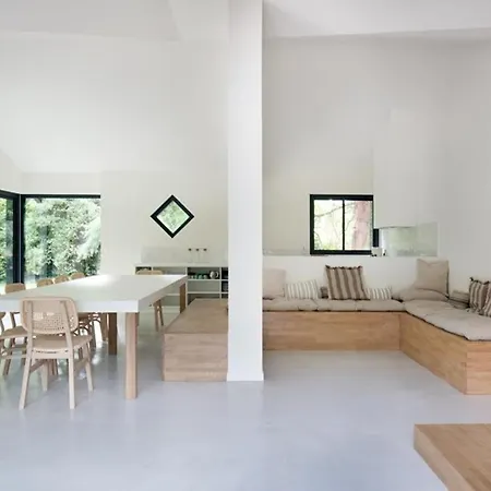 Villa Haut De Gamme Pour 14 Personnes Avec Piscine Et Jardin Proche De L'ocean - Fr-1-379-151 *